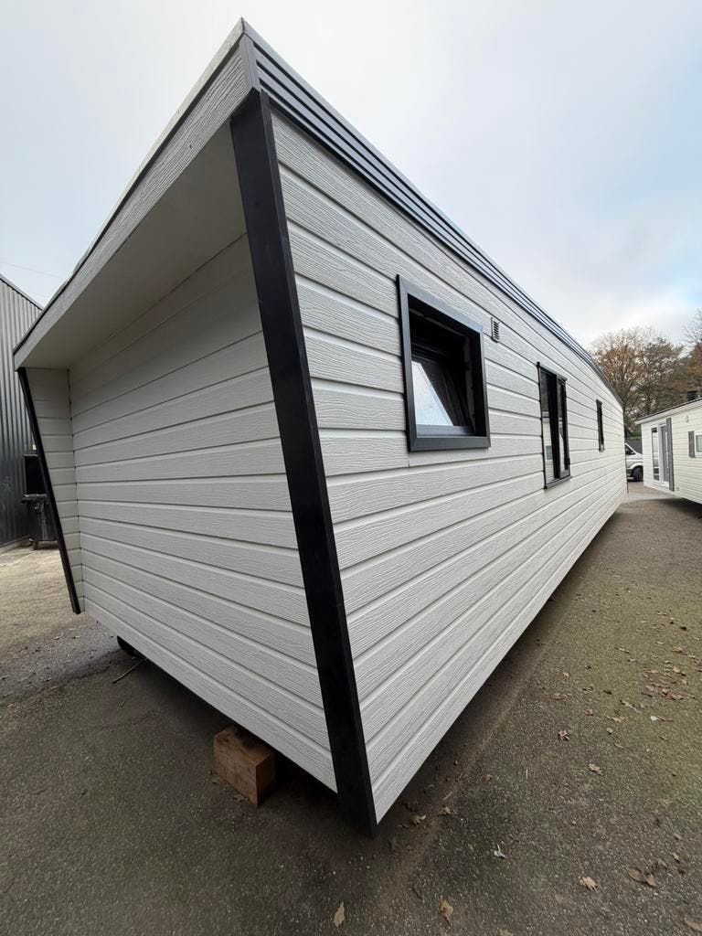Chalet 13,00 x 4,00 m met CV