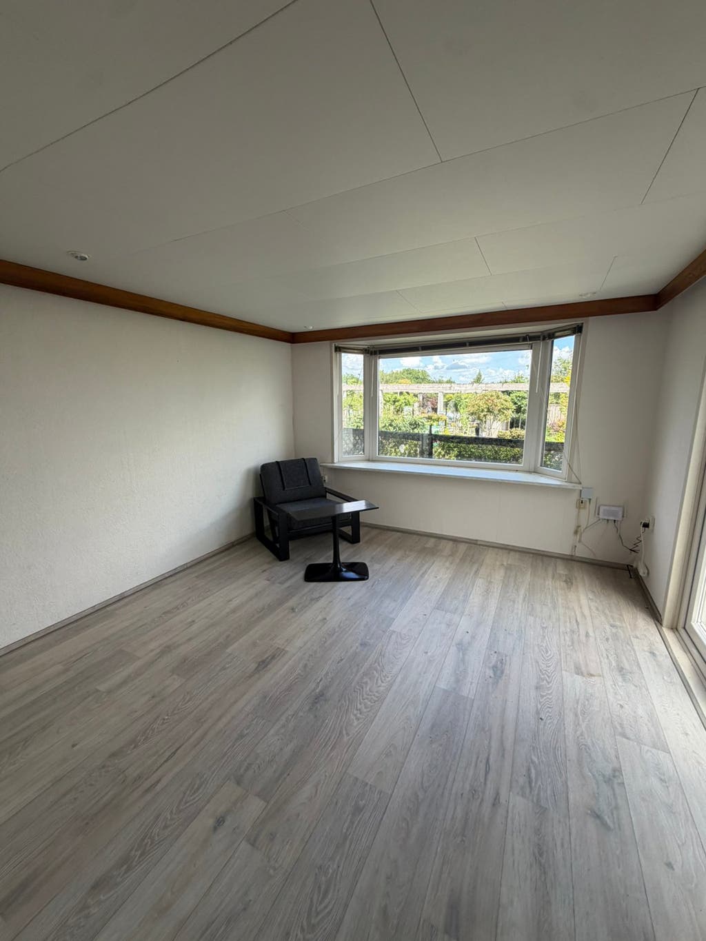 Kunststof chalet 10,50 x 3,70 m incl. transport