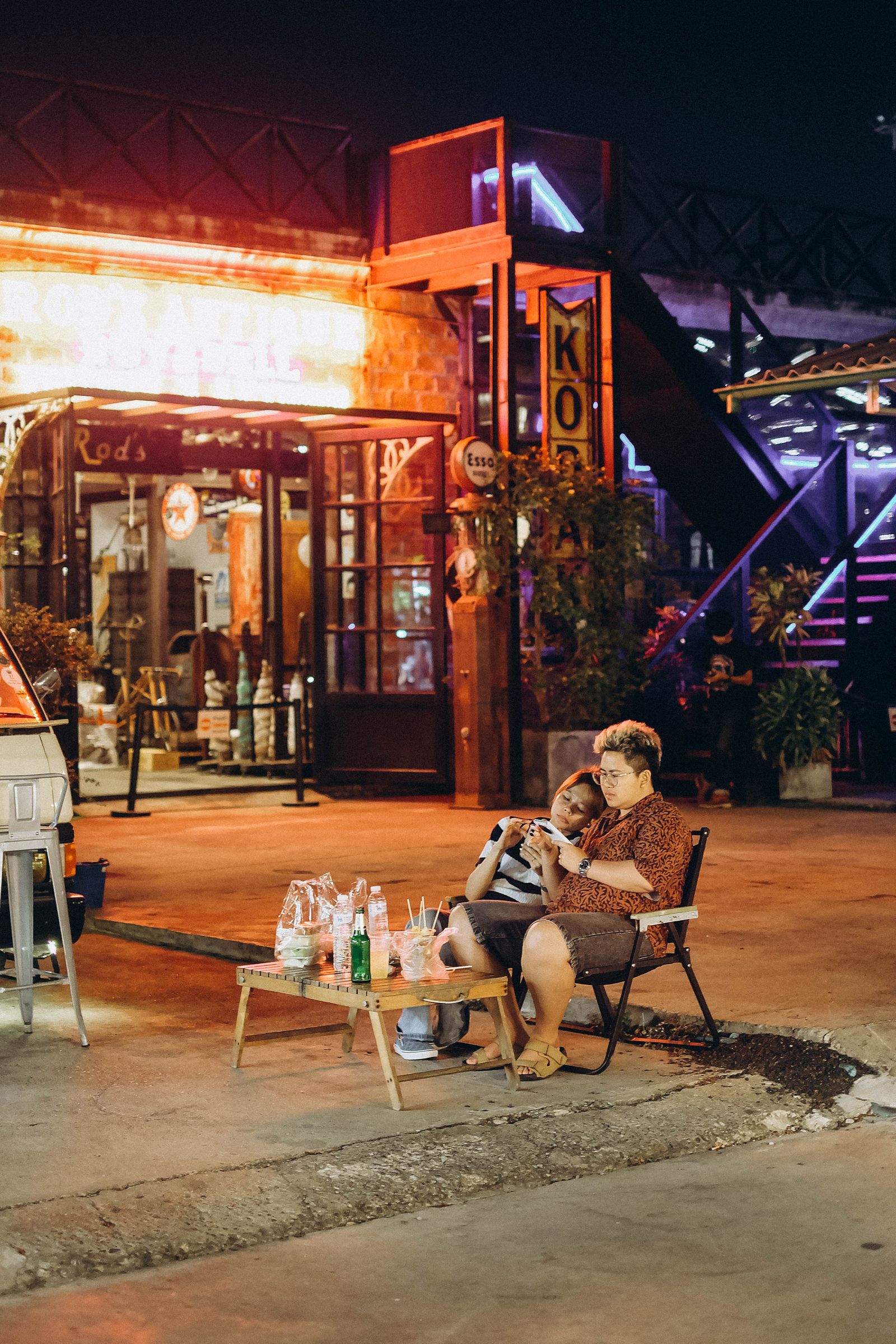 Making Friends in Bangkok as an Expat