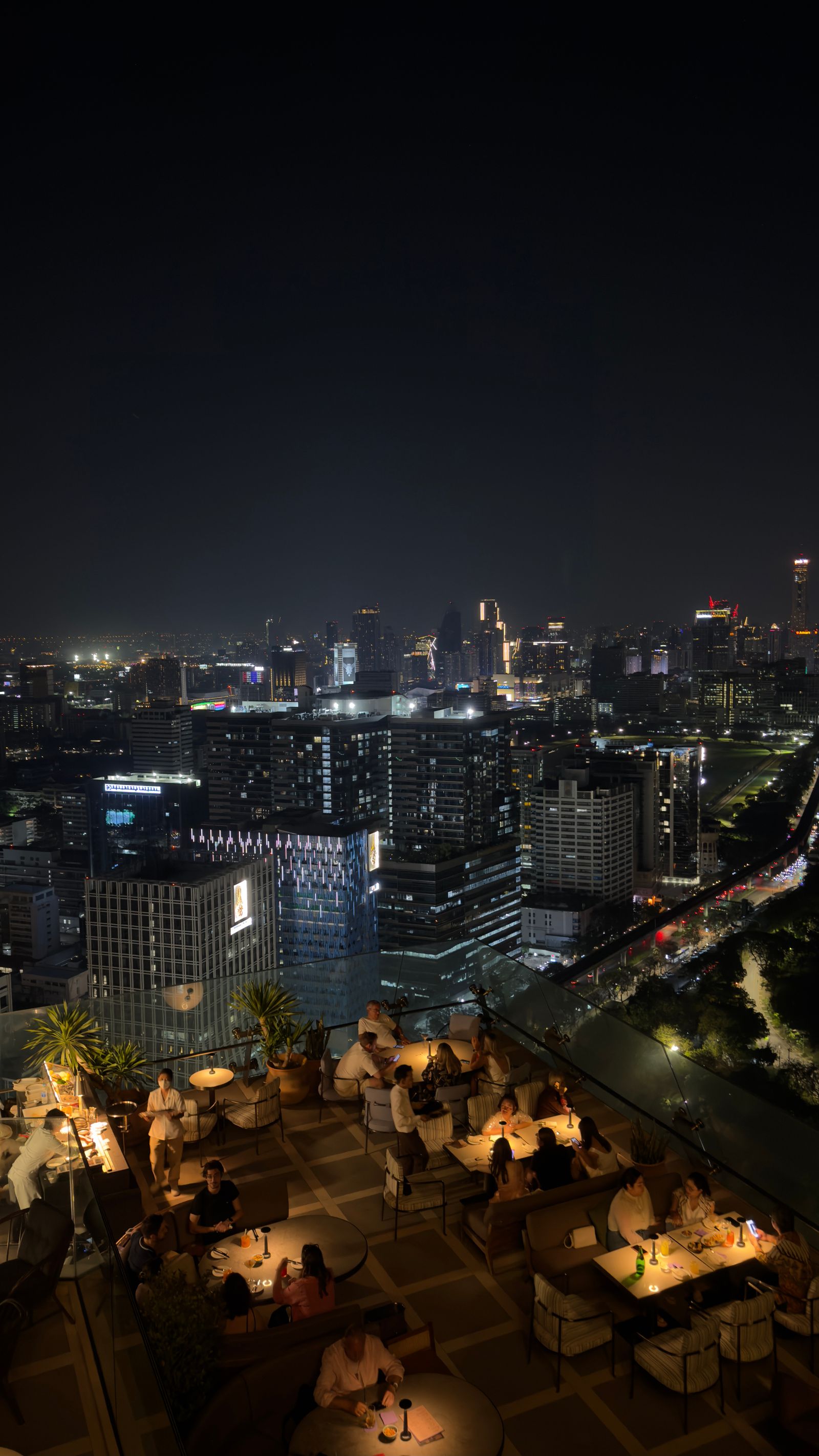 Best Rooftop Bars in Bangkok for Meeting People