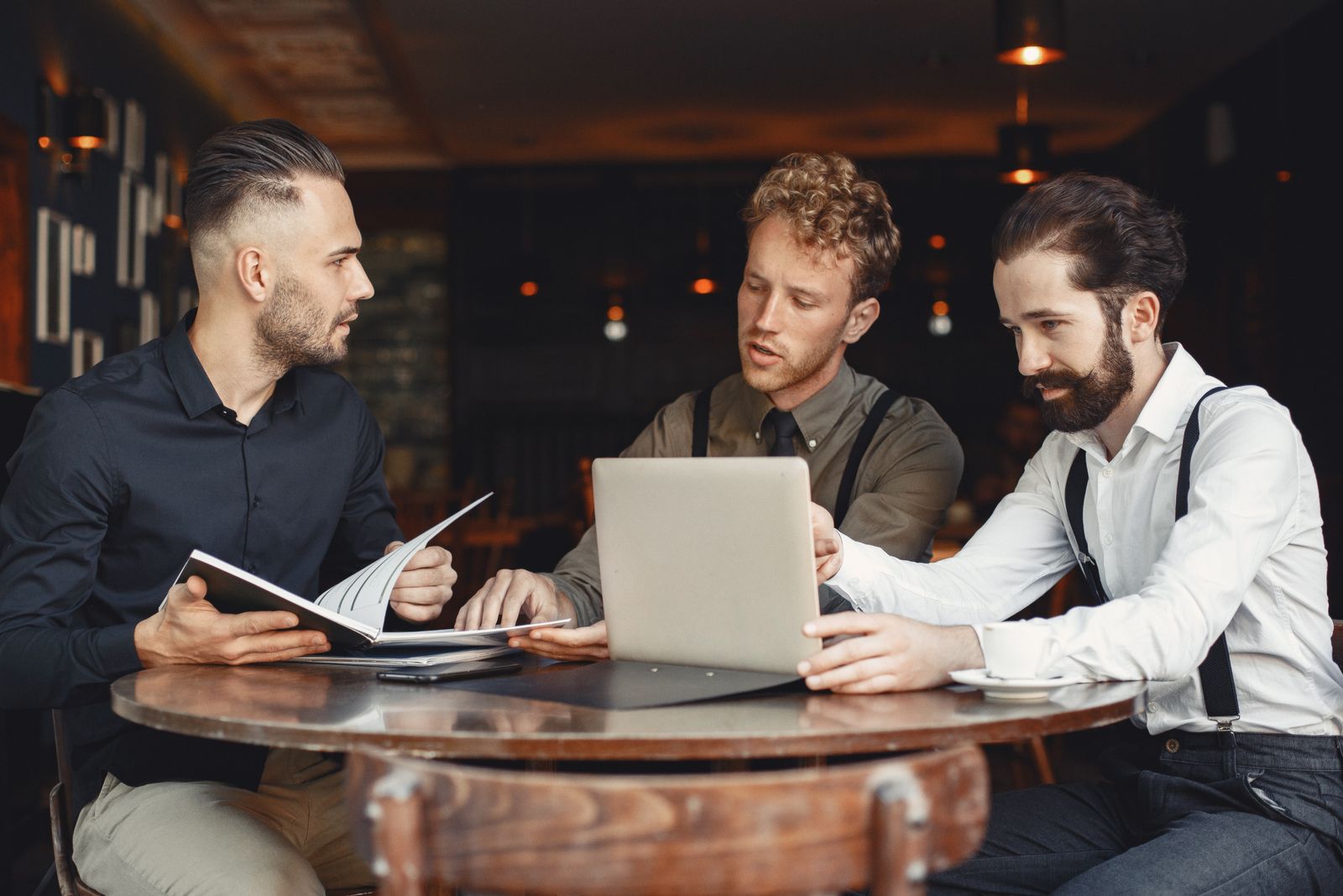 Why Founders Need Real-World Networks