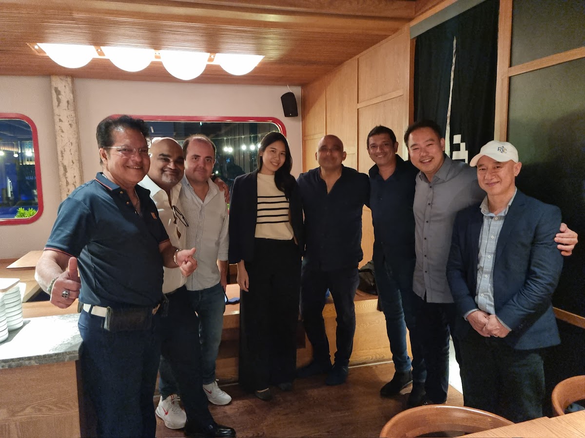 SPARK members at Fatboy Izakaya, Ekamai