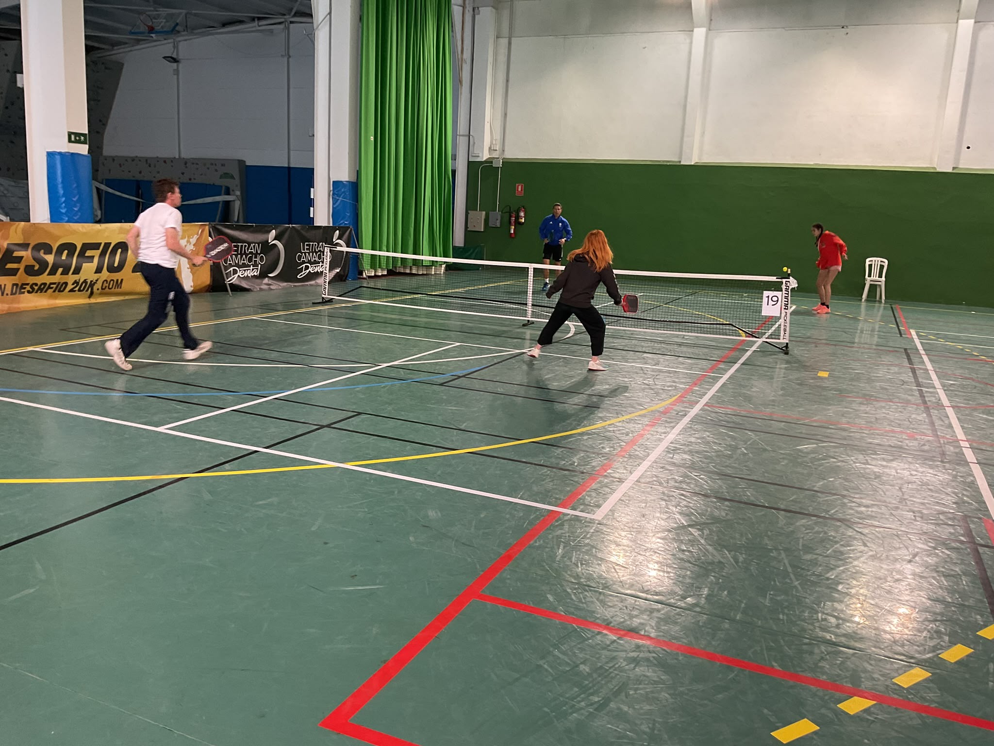 Indoor pickleball courts in Rota