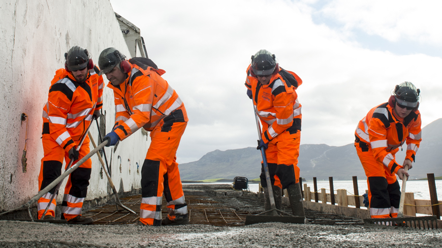 Tradies in Hi vis Uniforms