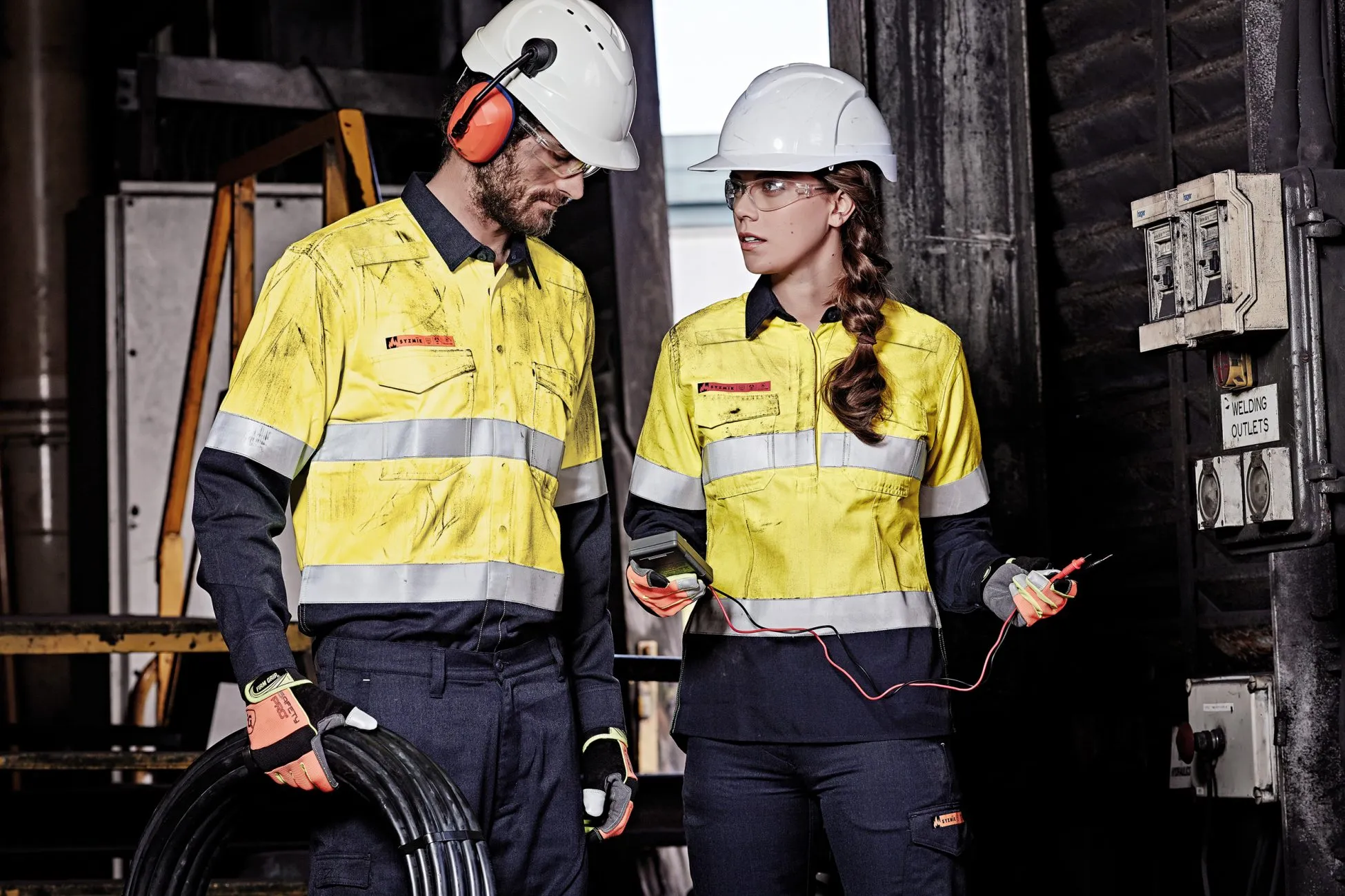 Safety First: Hi Vis Standards for Australian Workwear