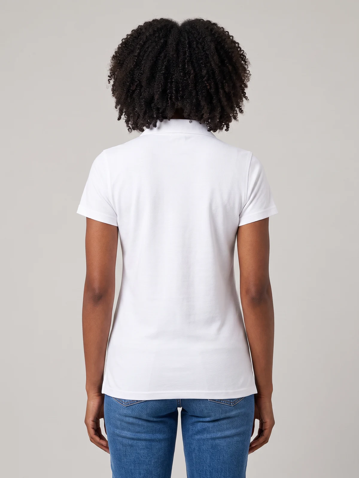 Kahve Polo - Ladies in White – back view