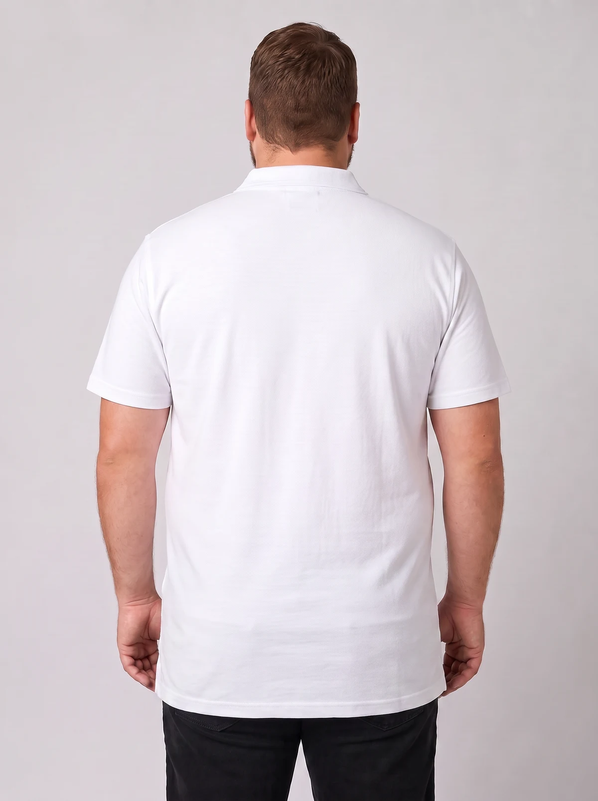 210 Polo in White – back view