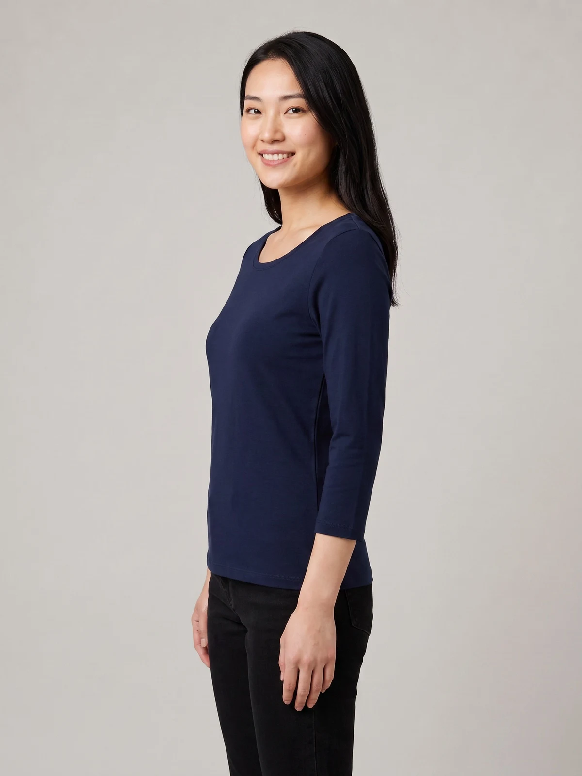 Smart Knit 3/4 in Navy – side view
