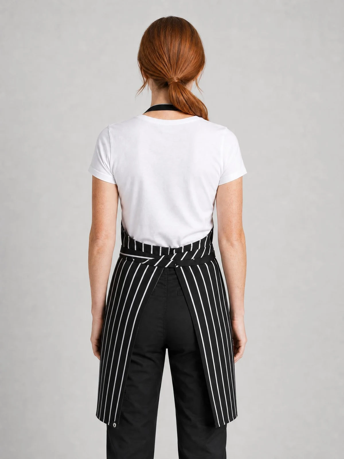 English Chef Apron in Black/White – back view