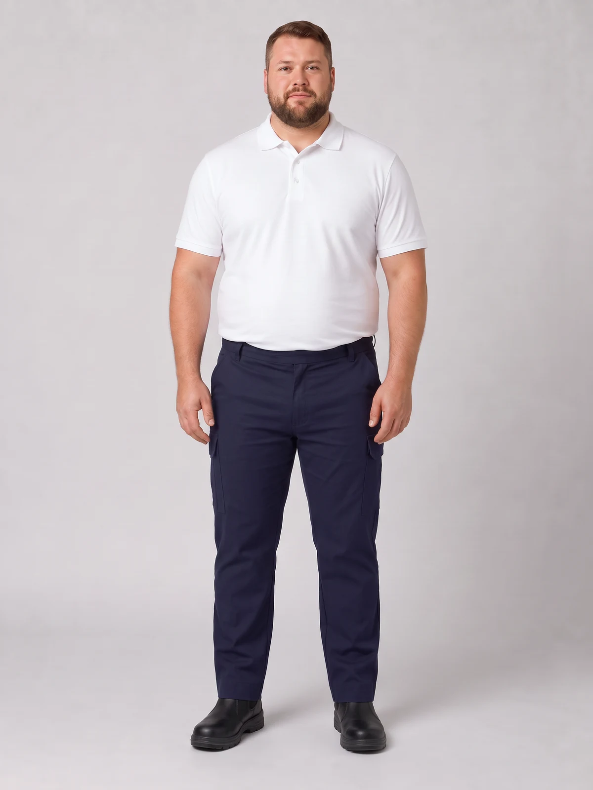 Men's Comfort Waist Cargo Pant in Navy – front view