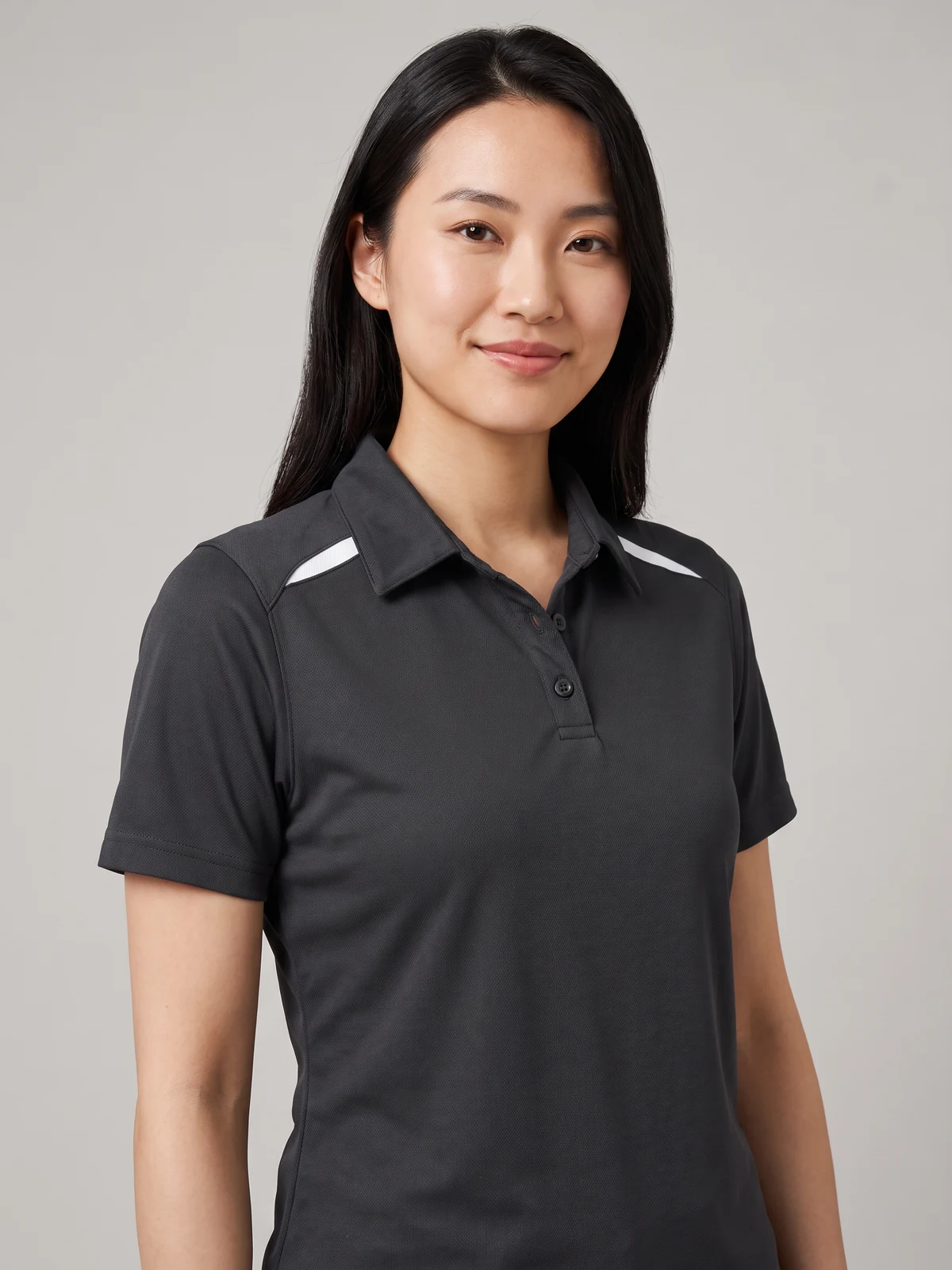Ladies Sonar Polo in Black/White – close-up detail
