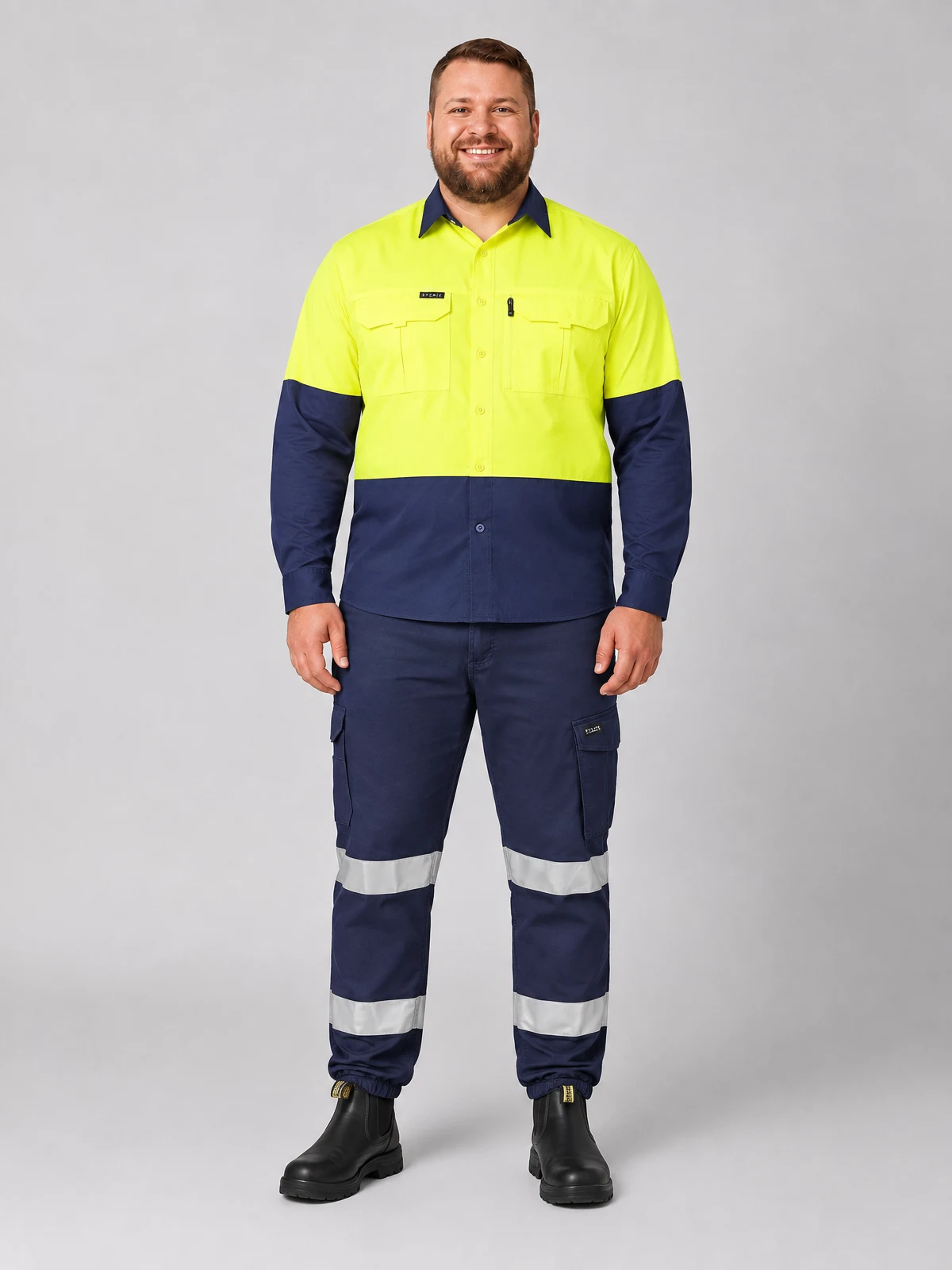 Men's Essential Stretch Taped Cargo Pant - Cuffed in Navy – front view
