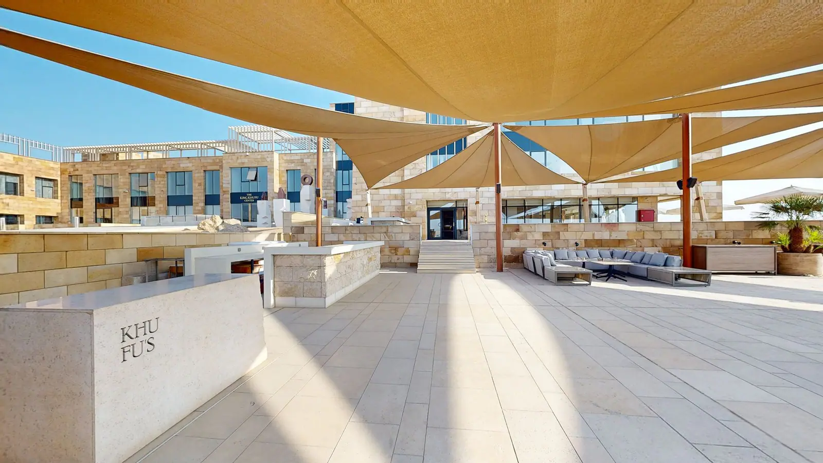 Restaurants and bars: how a Virtual Space fills tables
