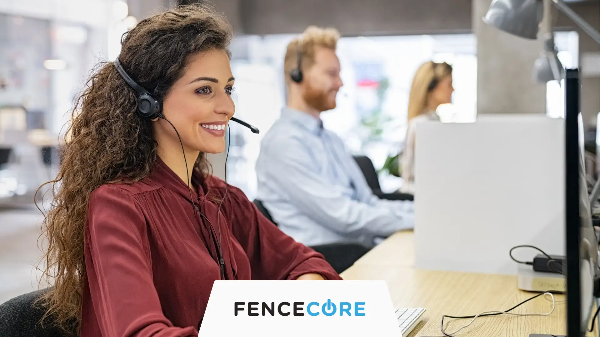 helpdesk-vs-it-support