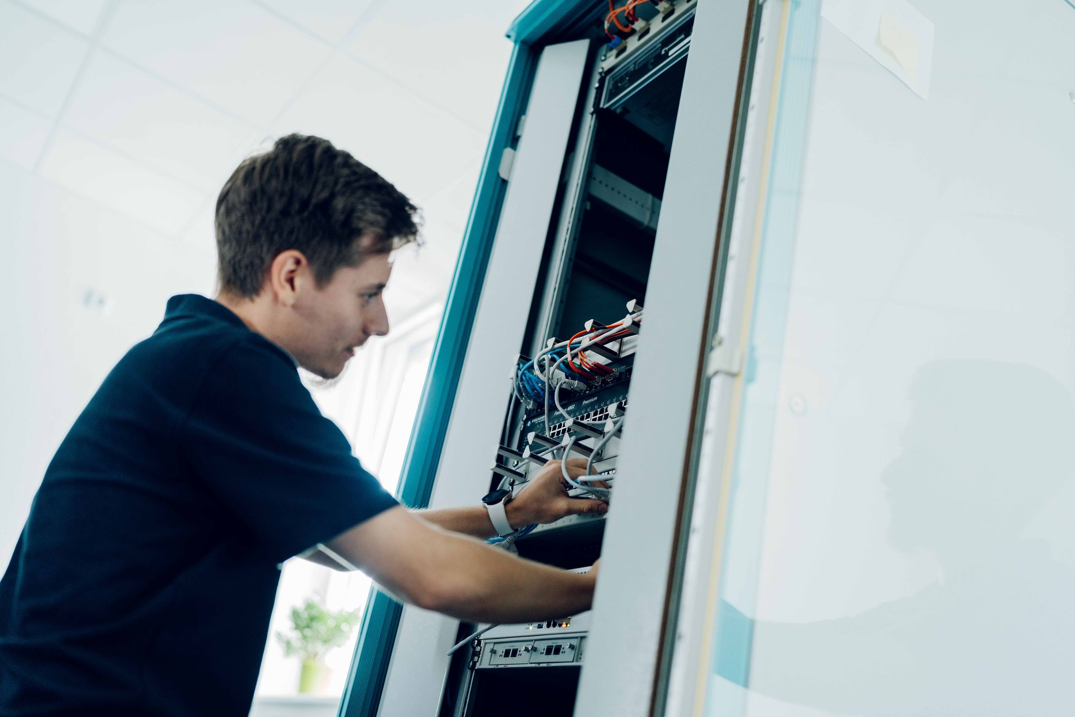 Arbeiten im offenen Serverschrank
