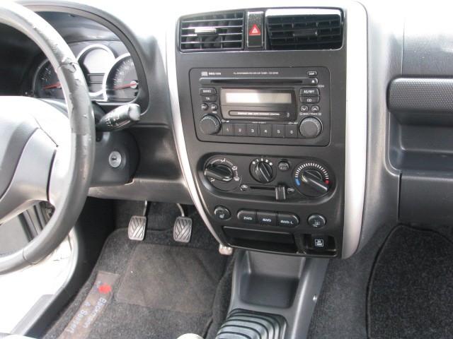 Suzuki Jimny 1.3 4WD Style