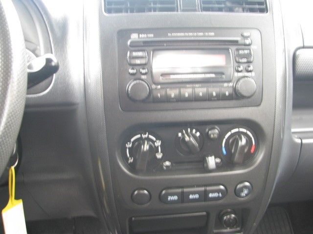 Suzuki Jimny 1.3 4WD Black&White