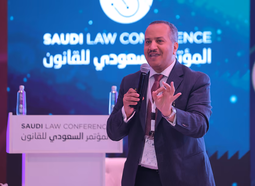 Dr Emad Hussein on stage at the Saudi Law Conference