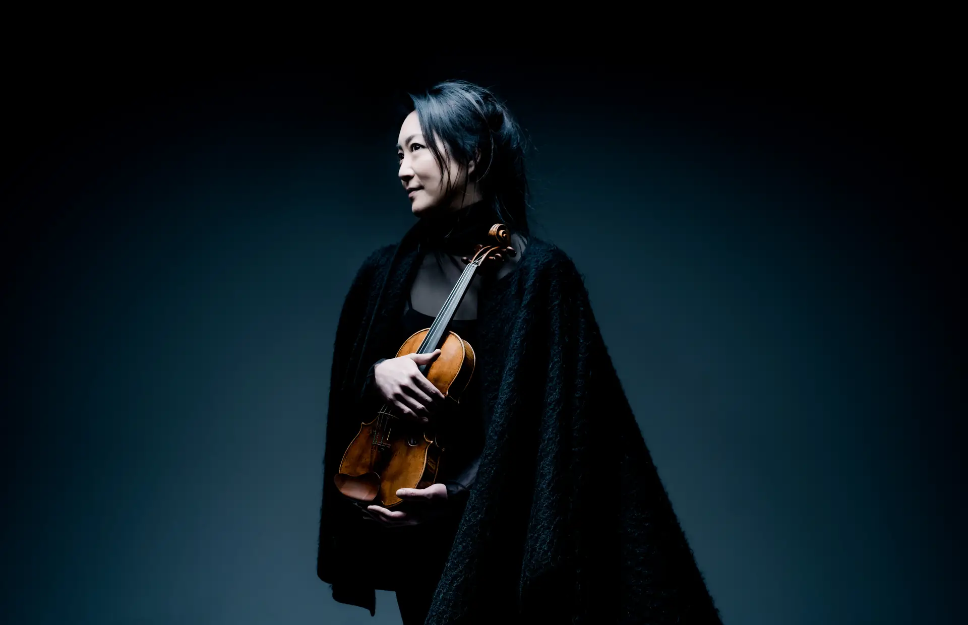 Akiko Suwanai