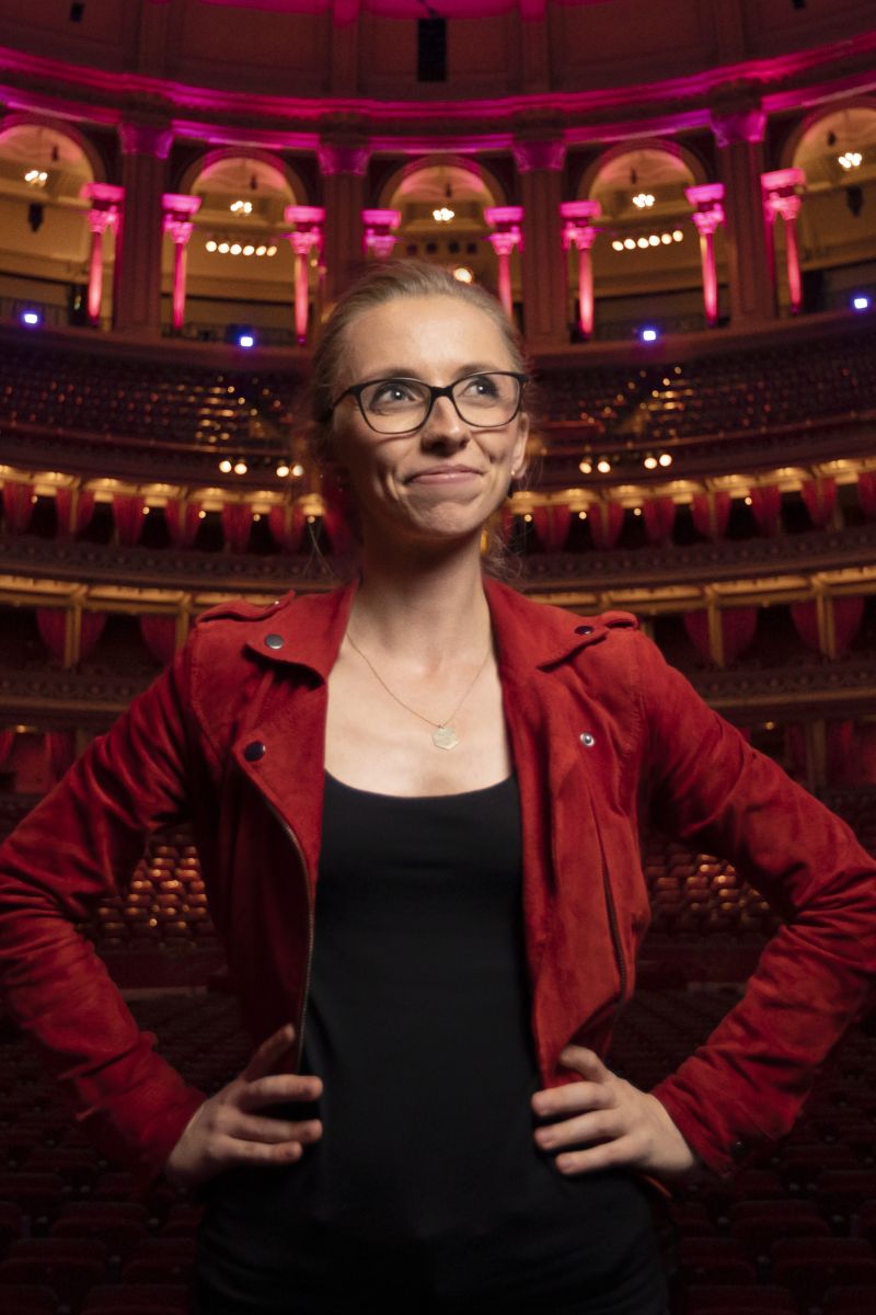 Anna Lapwood: Cosmology