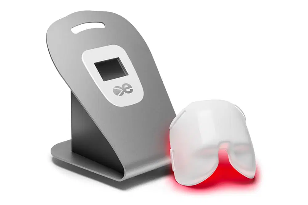 A meibomask® (LLLT) machine and face mask