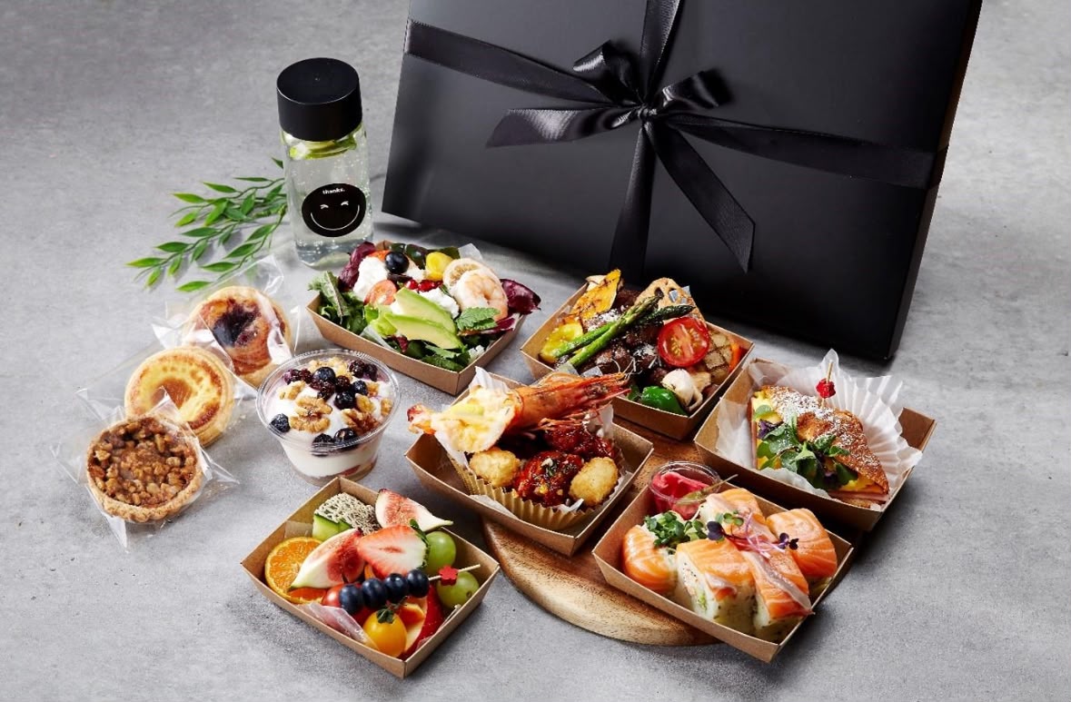 A single composed dish presented as a premium box