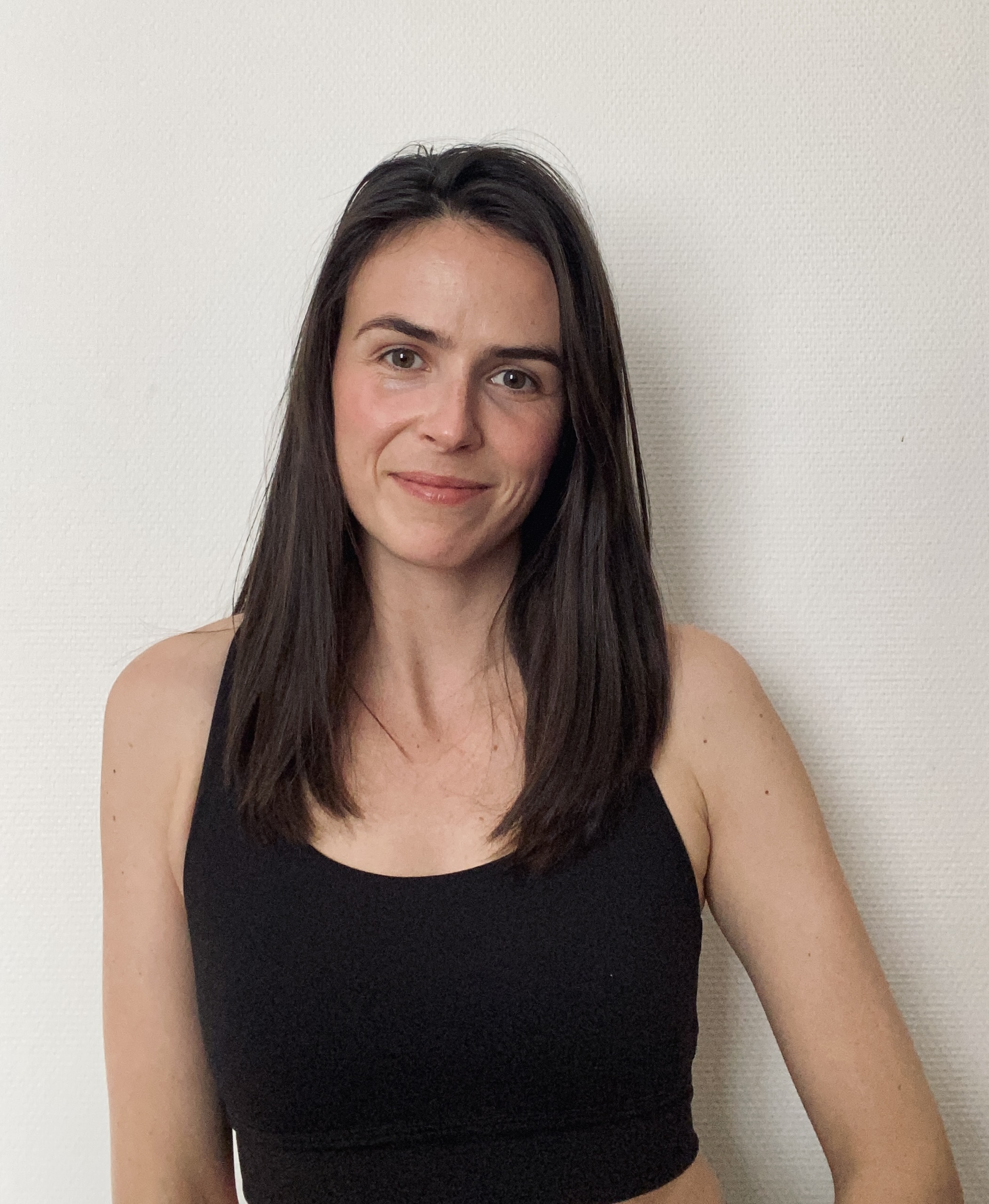 Camille — Coach Vinyasa & Yin Yoga