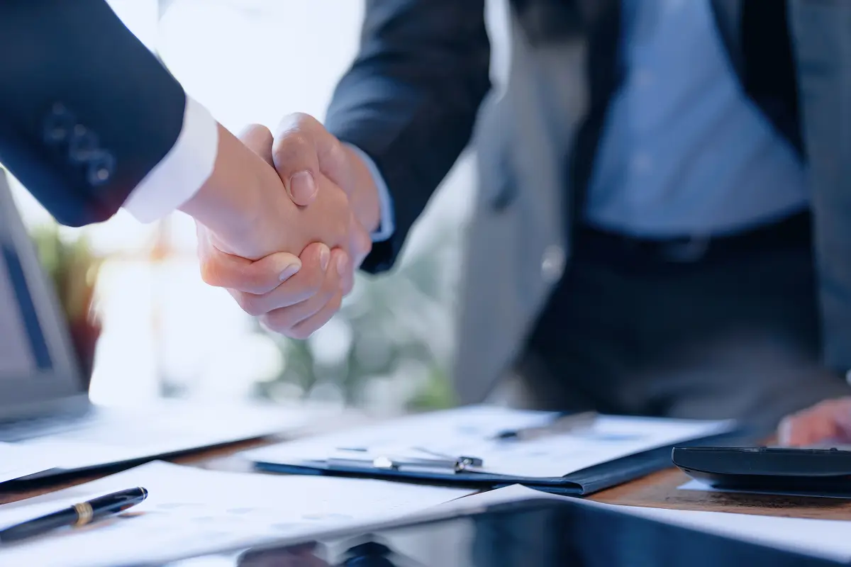Il team di Asta Dev offre consulenza per le aste immobiliari