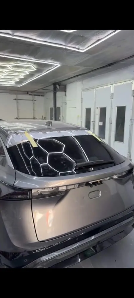 Nissan Arya tailgate glass replacement - after