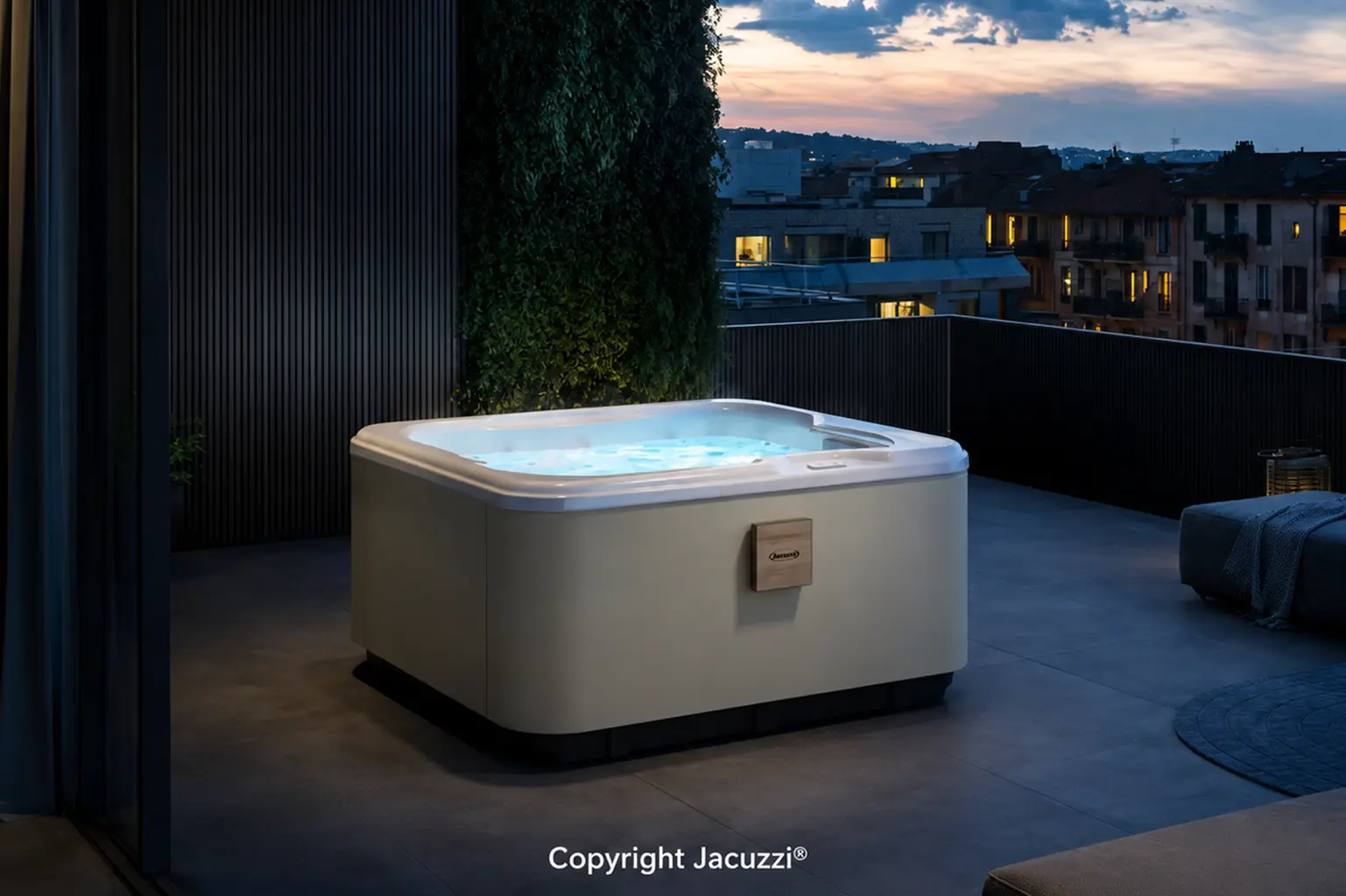 Whirlpool auf einer Terrasse auf Mallorca