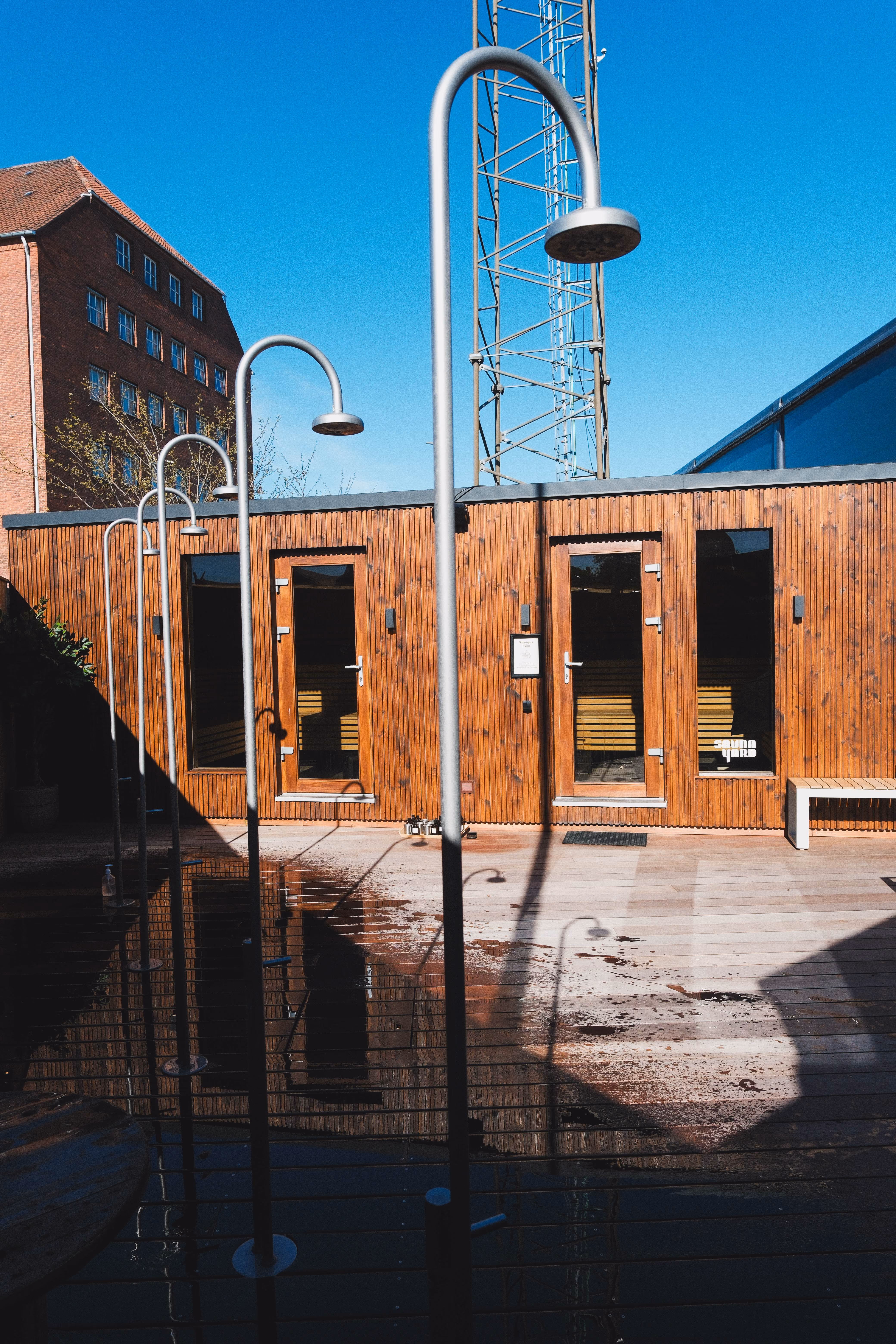 Udendørs brusere på terrassen