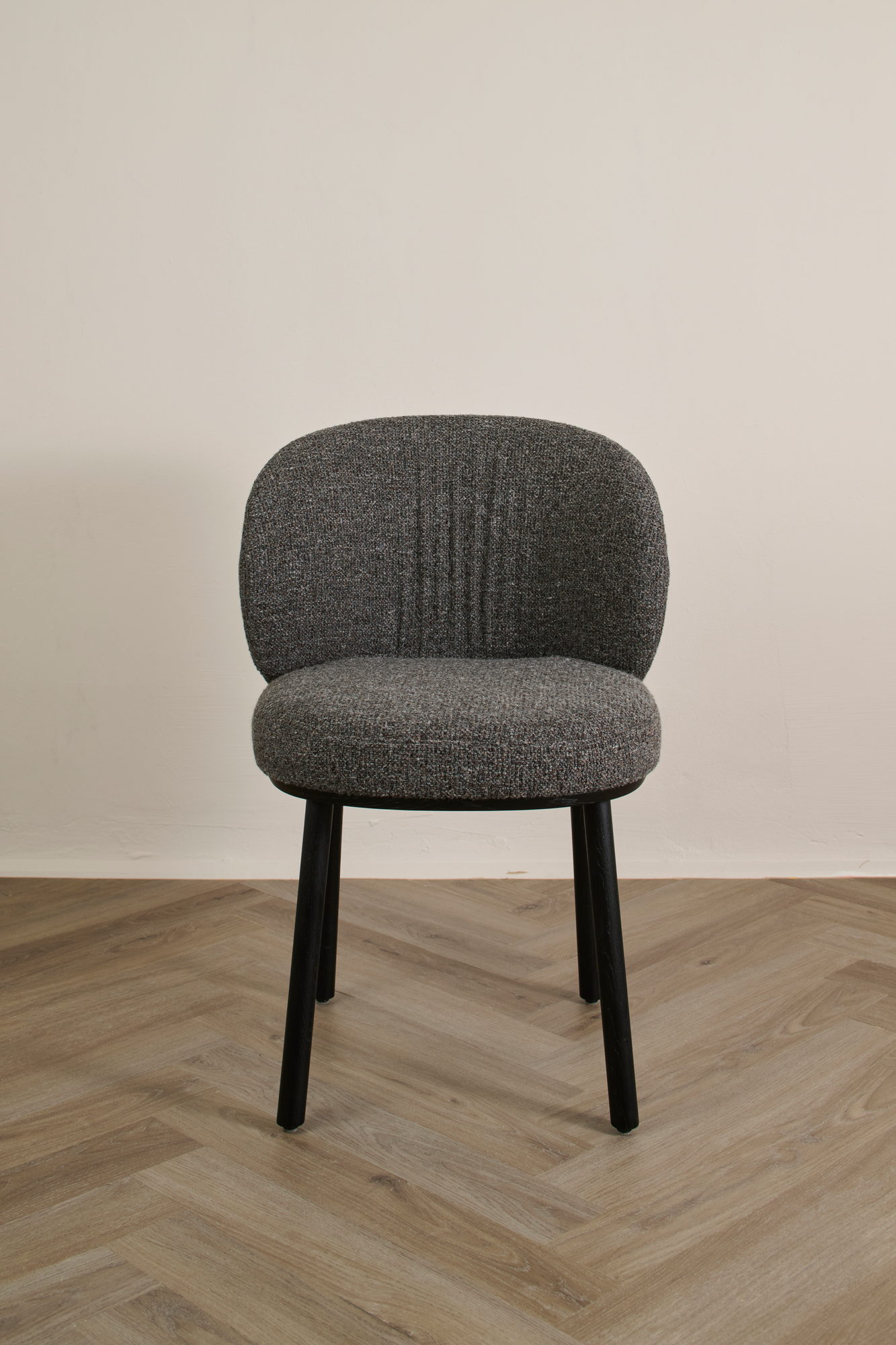 Ovata Dining Chair