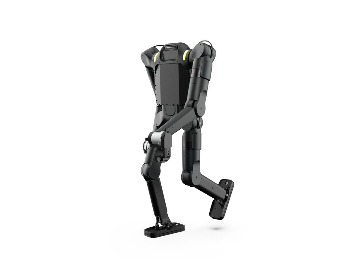 Calvin-40, Wandercraft's industrial humanoid robot, walking