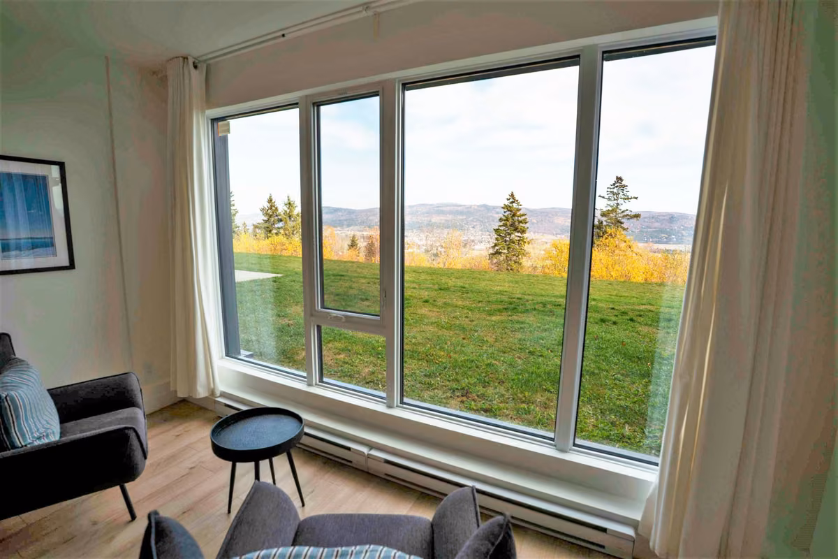 Vue sur le fleuve Saint-Laurent depuis le condo 105, Aurea Charlevoix