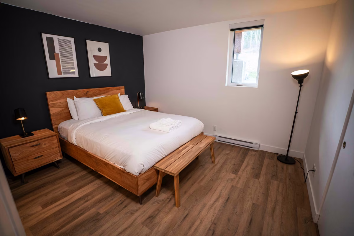 Chambre 3 du condo 106 avec lit queen, Aurea Charlevoix