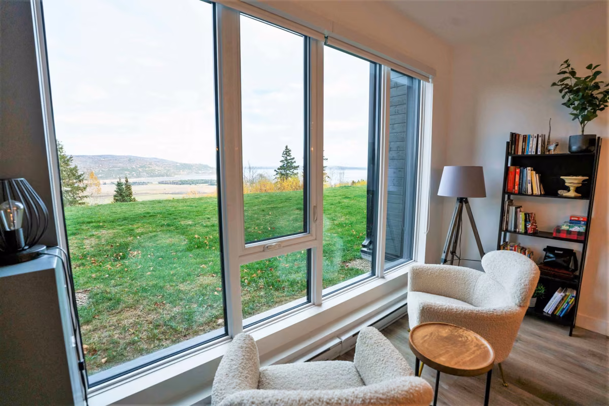 Vue sur le fleuve Saint-Laurent depuis le condo 110, Aurea Charlevoix