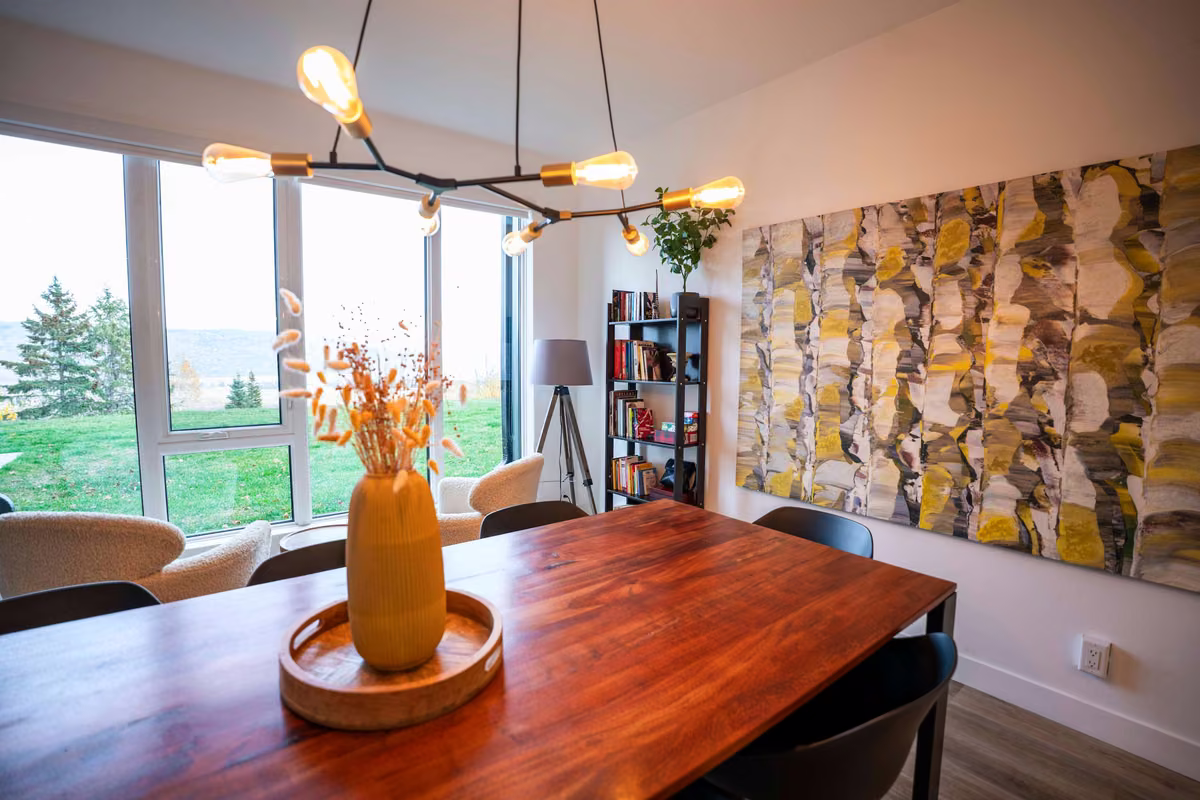 Salle à manger du condo 110 à aire ouverte, Aurea Charlevoix