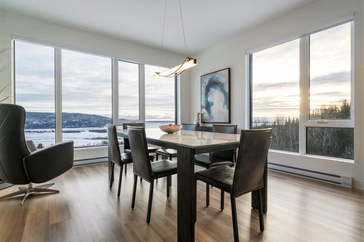 Vue sur le fleuve Saint-Laurent depuis le condo 201, Aurea Charlevoix