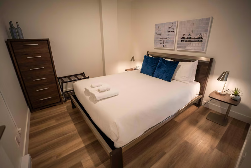 Chambre 3 du condo 201 avec lit queen, Aurea Charlevoix
