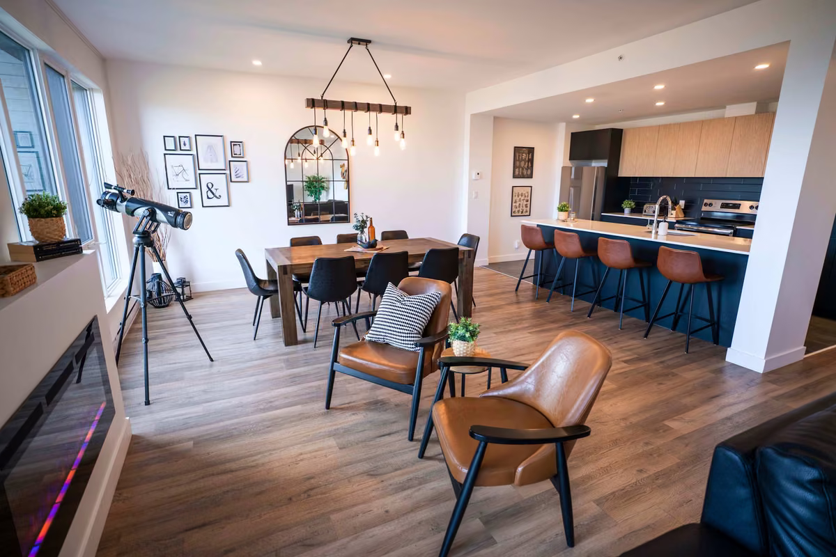 Salle à manger du condo 204 à aire ouverte, Aurea Charlevoix