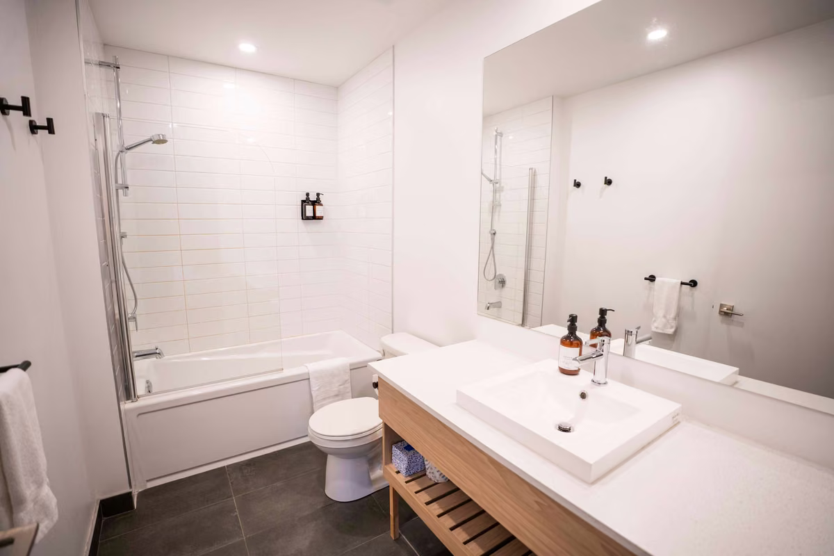 Salle de bain 2du condo 204, Aurea Charlevoix