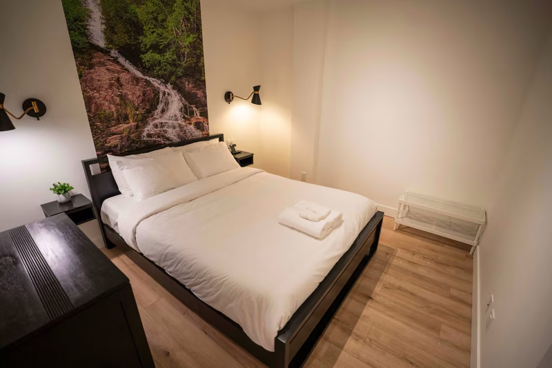 Chambre 3 du condo 205 avec lit queen, Aurea Charlevoix
