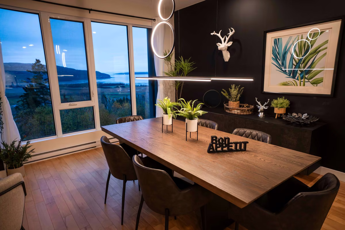 Salle à manger du condo 206 à aire ouverte, Aurea Charlevoix