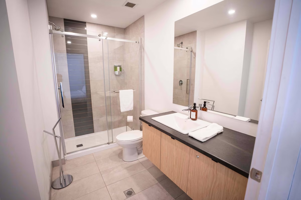 Salle de bain 1du condo 304, Aurea Charlevoix