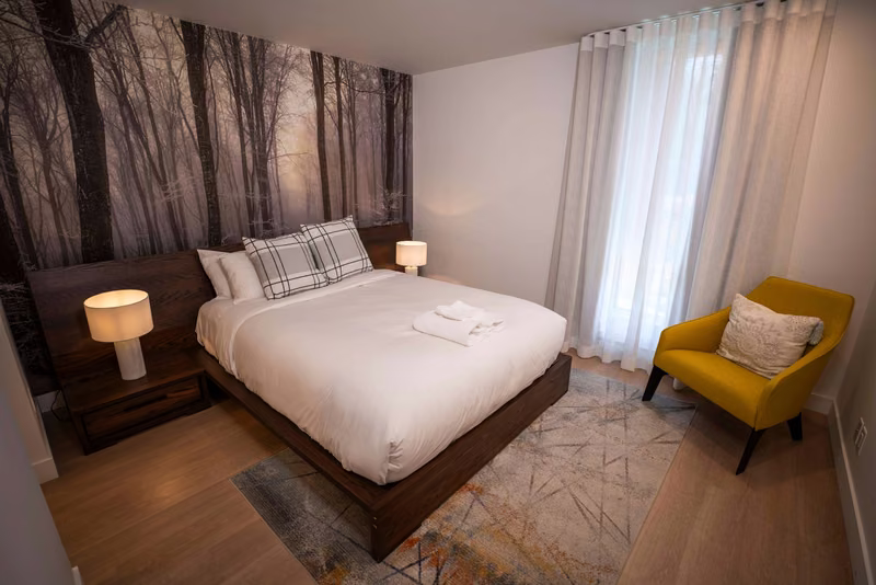 Chambre 2 du condo 308 avec lit queen, Aurea Charlevoix