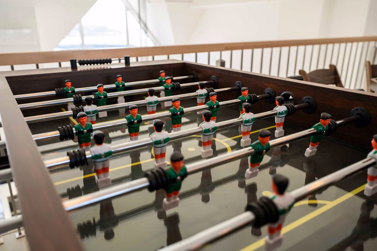 Espace de jeux du condo 401 avec baby-foot, Aurea Charlevoix