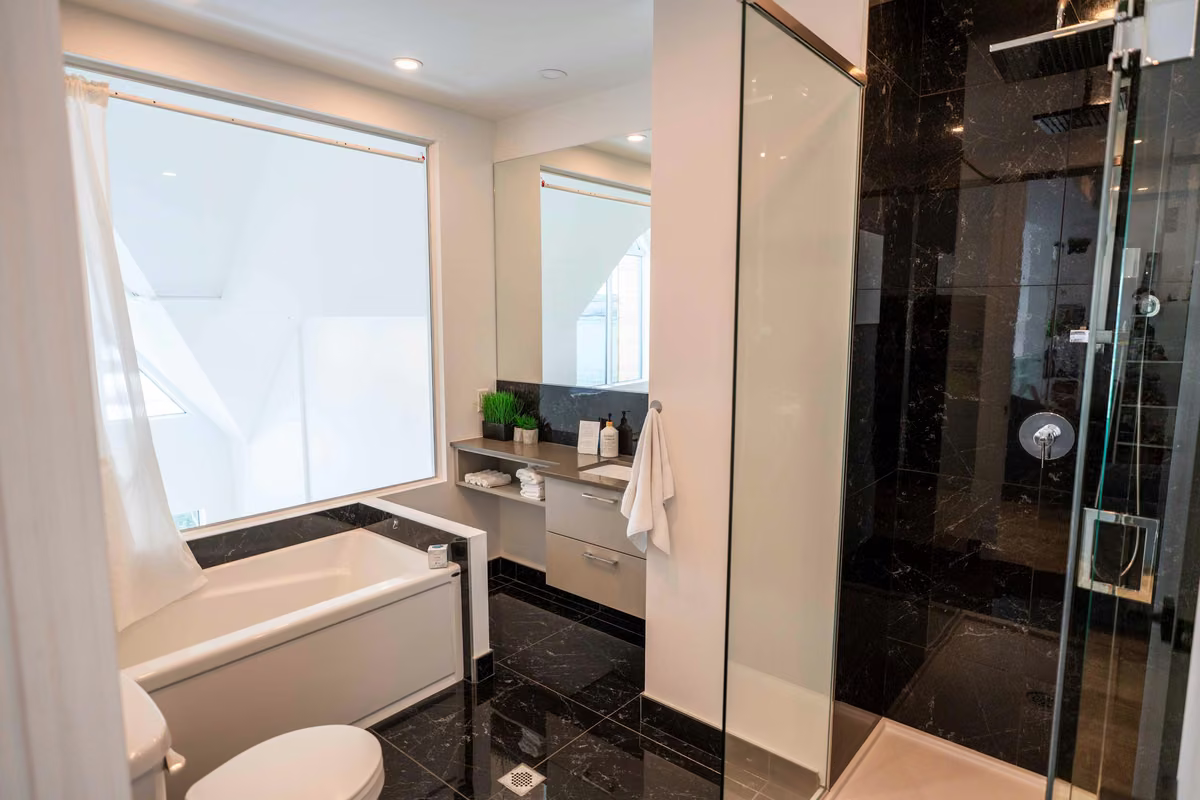Salle de bain 1du condo 403, Aurea Charlevoix