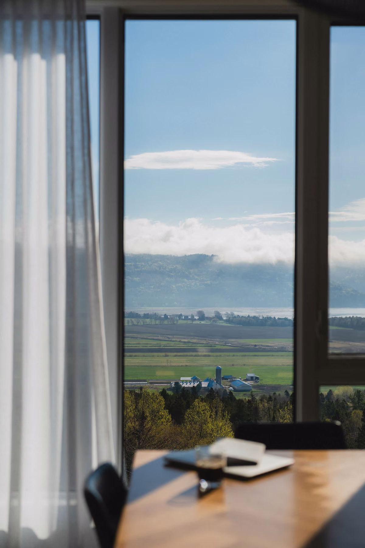 Vue sur le fleuve Saint-Laurent depuis le condo 404, Aurea Charlevoix