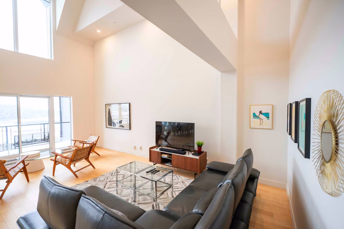 Salle à manger du condo 405 à aire ouverte, Aurea Charlevoix