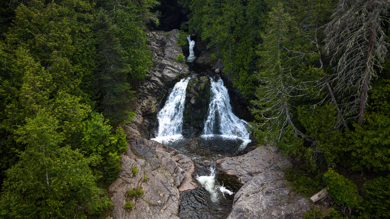 Vue aérienne des montagnes de Charlevoix